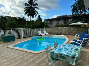 Villa ensoleillée à Goyave avec piscine privée